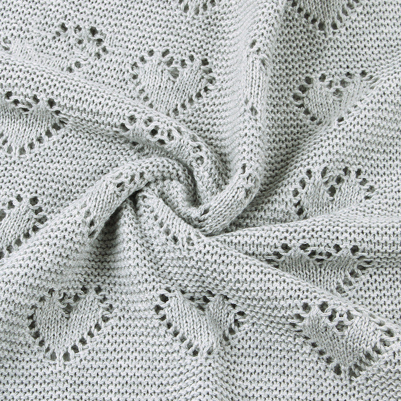 Knitted Baby Heart Hollow Windproof Blanket