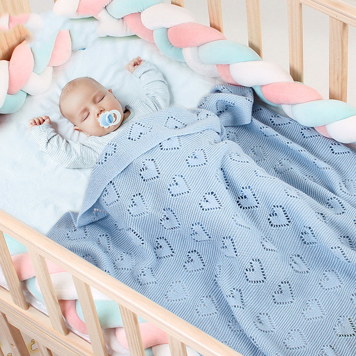 Knitted Baby Heart Hollow Windproof Blanket