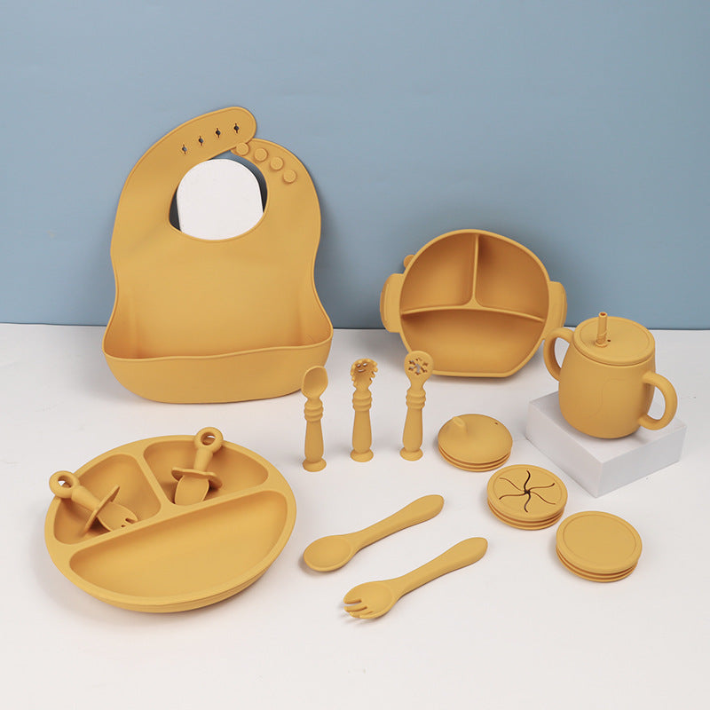 15-Piece Silicone Baby Feeding Tableware Set – Bowl, Spoon, Plate & Bib