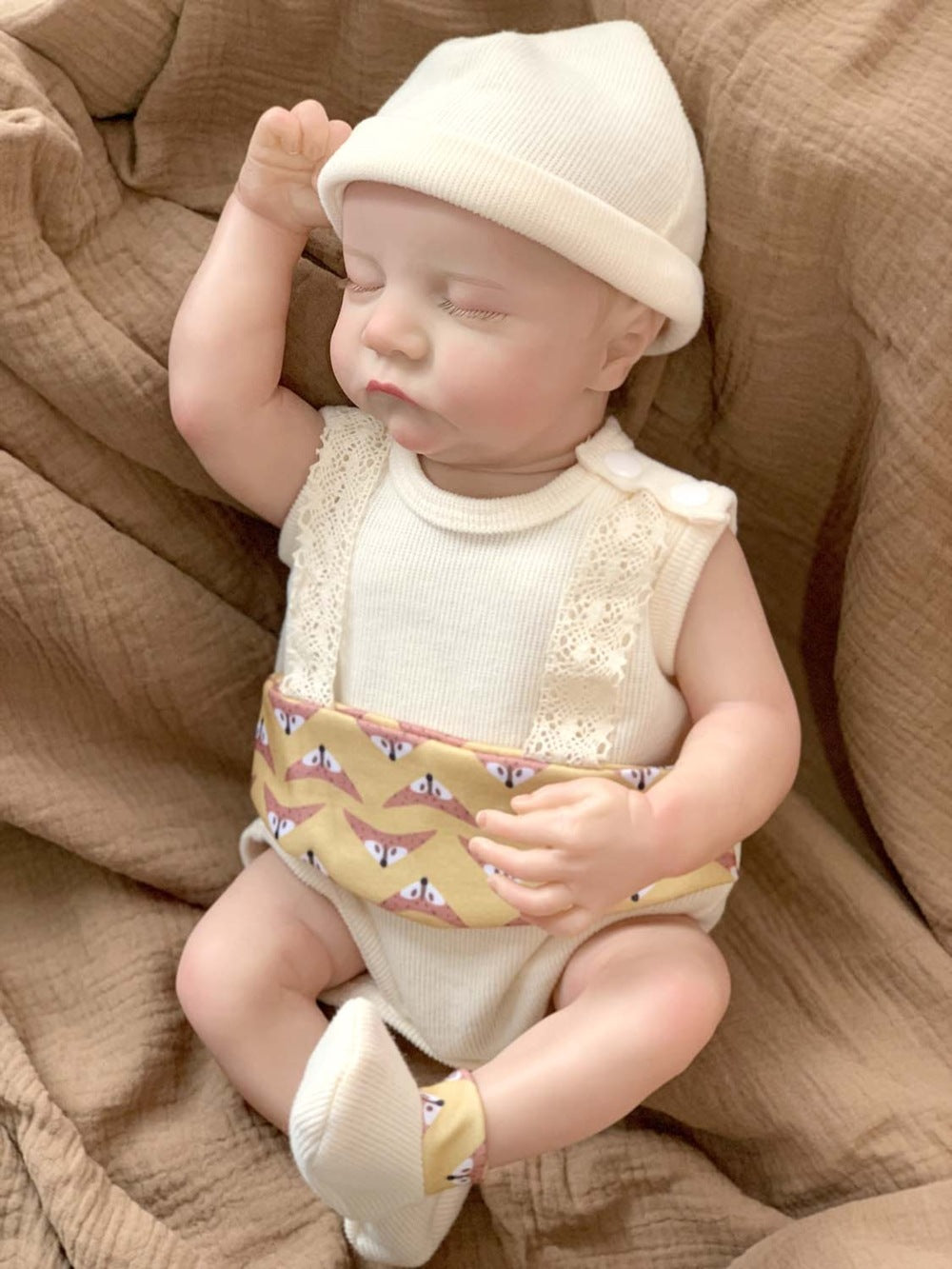 18-Inch Reborn Doll with Cloth Body – Realistic Baby Toy